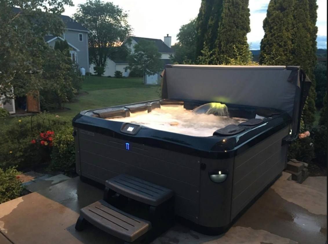 hot-tub-on-patio